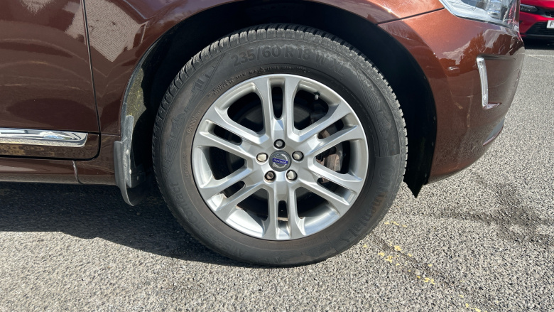 Volvo Xc60 D5 [220] SE Lux Nav 5dr AWD Geartronic Diesel Estate